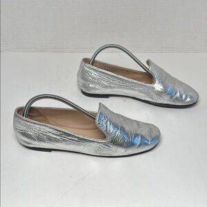 STUART WEITZMAN Women's MyGuy Silver Venetian‎ Metallic Leather Loafers Size 8M